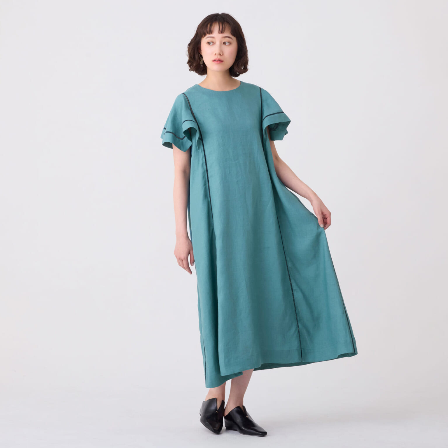 9405614898